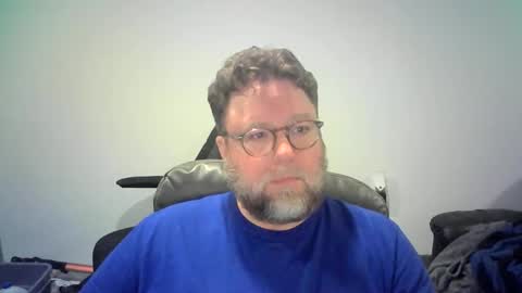 Mr. Happy online show from October 5, 6:22 am