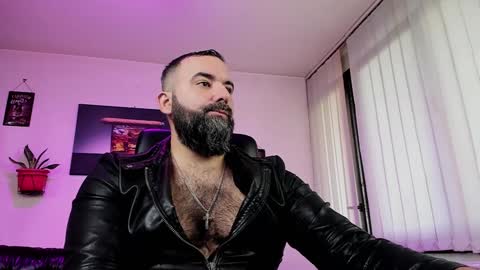 misterlov3r online show from December 20, 10:38 am