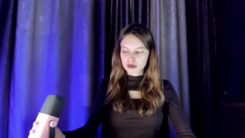 Snapshot of mistresselizy chatting on October 5, 9:11 pm mistresselizy online show from October 5, 9:11 pm