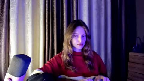 Snapshot of mistresselizy chatting on October 1, 11:47 pm mistresselizy online show from October 1, 11:47 pm