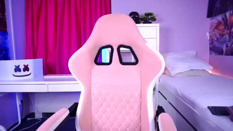 Misty online show from February 18, 6:13 am