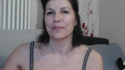 Snapshot of misxy500310 chatting on March 5, 8:10 pm MISXY500310 online show from March 5, 8:10 pm