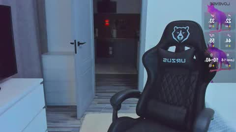 Miya online show from November 7, 1:35 pm