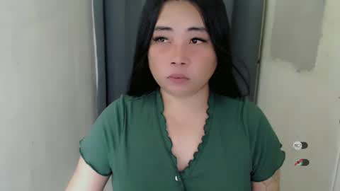 Snapshot of miya_licious chatting on March 4, 10:02 am cassie marie online show from March 4, 10:02 am
