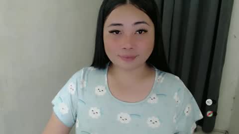 Snapshot of miya_licious chatting on March 10, 3:52 pm cassie marie online show from March 10, 3:52 pm