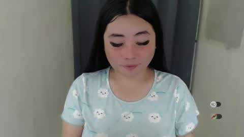 Snapshot of miya_licious chatting on February 26, 9:42 pm cassie marie online show from February 26, 9:42 pm