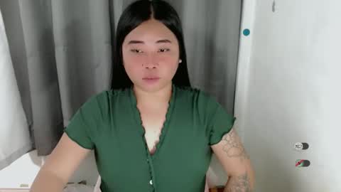 Snapshot of miya_licious chatting on September 28, 2:59 pm cassie marie online show from September 28, 2:59 pm