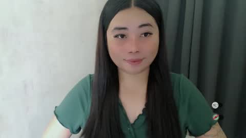 Snapshot of miya_licious chatting on February 11, 3:29 pm cassie marie online show from February 11, 3:29 pm