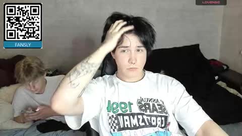 Snapshot of miya_meow_miku chatting on September 20, 6:33 pm MeowMiku online show from September 20, 6:33 pm