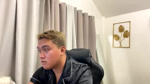 Michole Jay online show from January 14, 2:25 pm