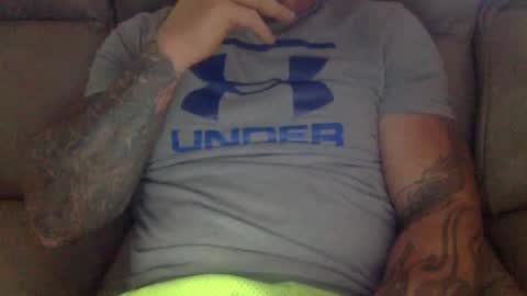 Snapshot of mjg175 chatting on December 1, 5:37 pm SexyRed online show from December 1, 5:37 pm