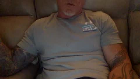 Snapshot of mjg175 chatting on February 8, 5:08 pm SexyRed online show from February 8, 5:08 pm
