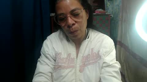 Snapshot of mmaturemessy chatting on October 11, 7:06 pm kelly online show from October 11, 7:06 pm