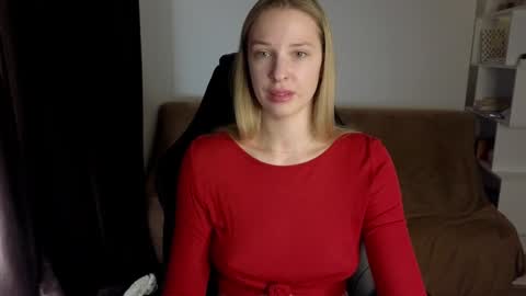 Snapshot of mmm_banana chatting on January 14, 5:23 pm Lili online show from January 14, 5:23 pm