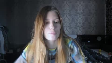 Snapshot of mmm_banana chatting on September 29, 10:58 am Lili online show from September 29, 10:58 am