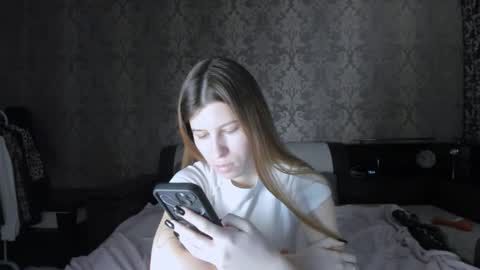 Lili online show from November 27, 11:07 am