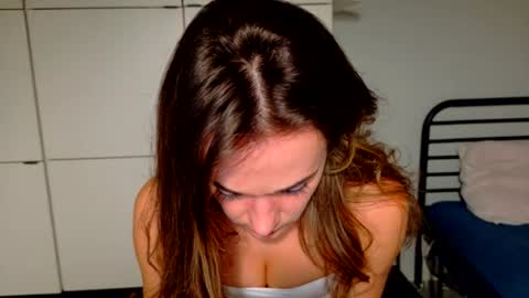 mmminnie online show from March 5, 7:45 pm