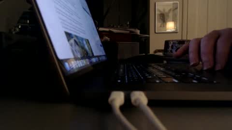 mmythmaker online show from April 11, 9:02 am