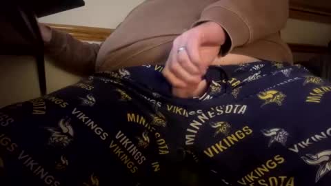 mnguy19726969 online show from November 21, 6:00 am