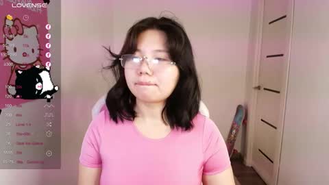 Snapshot of moana_light chatting on September 26, 2:30 am hey meet with me online show from September 26, 2:30 am