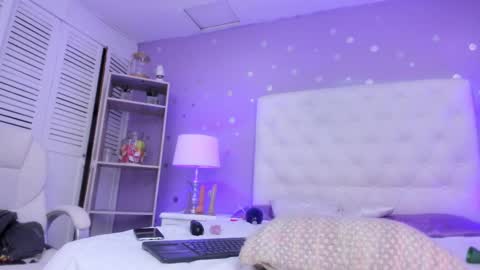 Sophia  online show from February 12, 7:13 pm