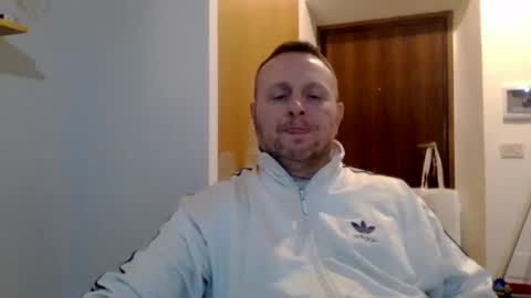 modesto1969 online show from February 25, 10:09 pm