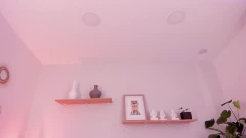 Snapshot of moll1e_ chatting on March 4, 3:15 pm M o L l i E online show from March 4, 3:15 pm