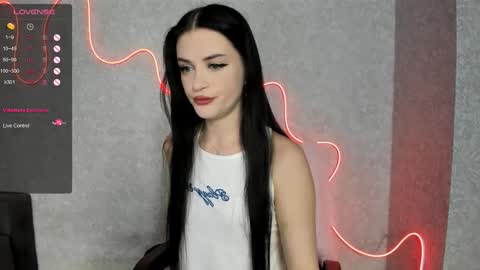 Molly - online show from October 21, 7:24 am