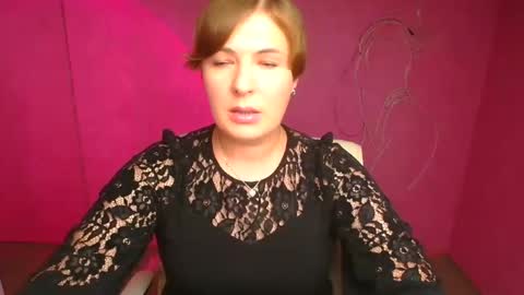 Molly online show from September 10, 11:33 am