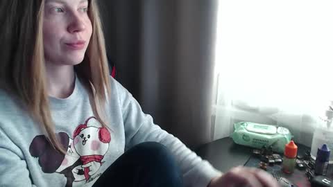 Snapshot of molly_royse chatting on September 28, 9:29 am I have new photos come and see with love Molly online show from September 28, 9:29 am