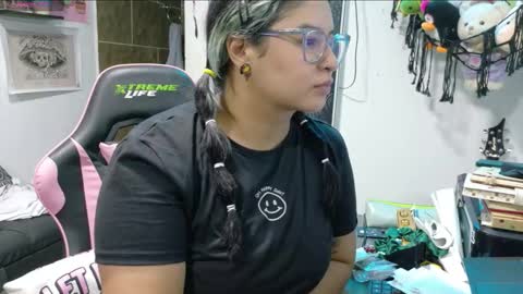 Molly online show from November 10, 11:02 am