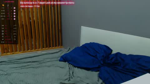 Snapshot of molly_smolly_ chatting on December 1, 4:32 pm lo online show from December 1, 4:32 pm