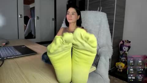 Molly  online show from February 3, 7:07 pm