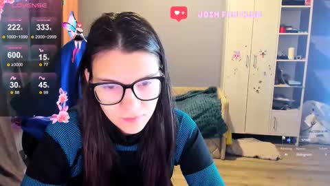 Snapshot of mollylollipop20 chatting on October 22, 1:09 am KIRA online show from October 22, 1:09 am