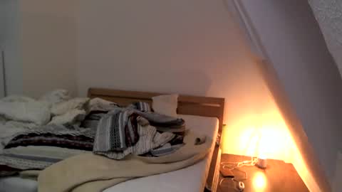 mollypepe online show from February 19, 2:33 pm