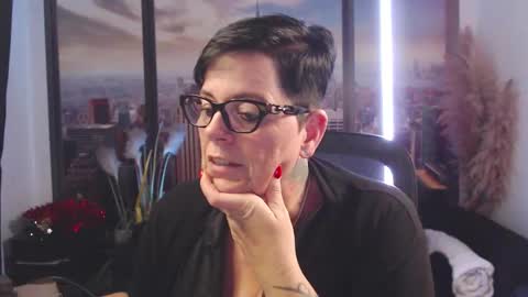 Snapshot of mollysun chatting on September 30, 5:12 pm MollySun Nina Randmann online show from September 30, 5:12 pm