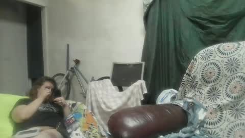 Molotovfoxtail online show from February 12, 6:50 am