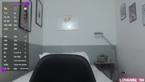 Daphne  online show from March 9, 10:19 pm