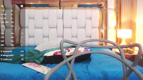 Daphne  online show from February 20, 5:23 am