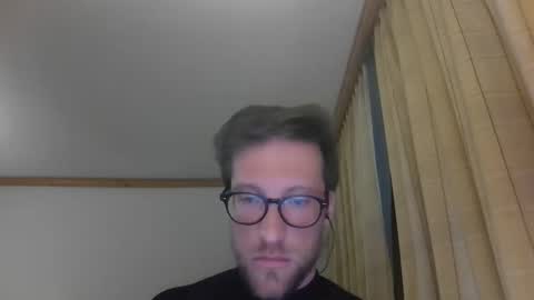 moms_little_monster online show from November 24, 9:46 pm