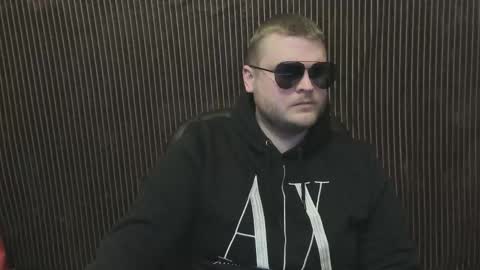 Alex online show from February 20, 5:04 pm