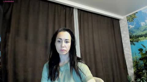Snapshot of monica_weisss chatting on October 1, 6:18 pm monica_weisss online show from October 1, 6:18 pm