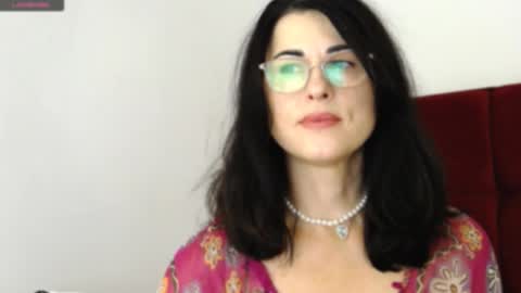 monicaluxxx online show from November 15, 11:45 am