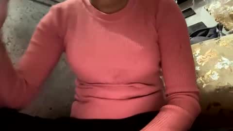 Snapshot of monika_reddy62 chatting on October 24, 3:29 am monika_reddy62 online show from October 24, 3:29 am