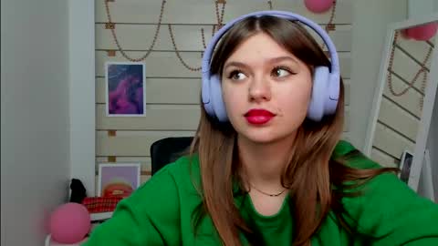 Snapshot of monika_youu chatting on February 27, 10:55 am Monika online show from February 27, 10:55 am