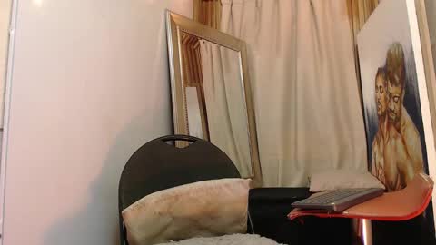 Snapshot of monsoon_the_best chatting on September 20, 6:38 am monsoon_the_best online show from September 20, 6:38 am