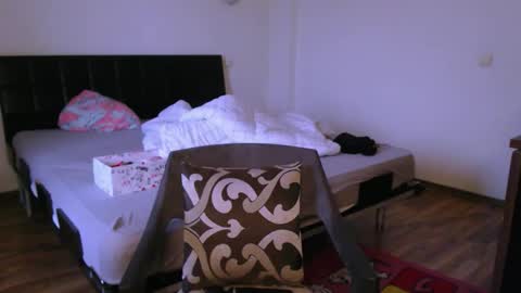 Monse online show from November 8, 10:51 am