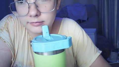 Snapshot of moodiemira chatting on October 8, 6:14 pm moodiemira online show from October 8, 6:14 pm