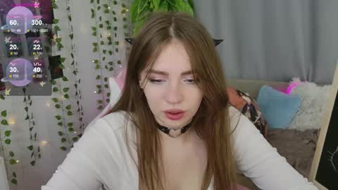 Moon  Bunny online show from September 21, 4:11 pm