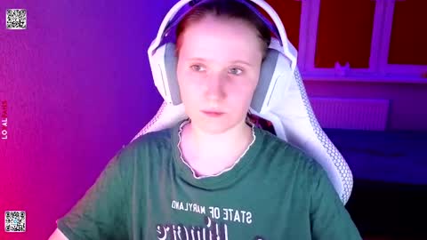 Lola online show from March 31, 4:51 pm